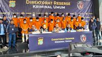 Subdit Ranmor Polda Metro Jaya meringkus 25 orang tersangka kawanan begal saat menggelar operasi bertajuk Kegiatan Rutin Yang Ditingkatkan atau KRYD. (Foto:Liputan6/Ady Anugrahadi)