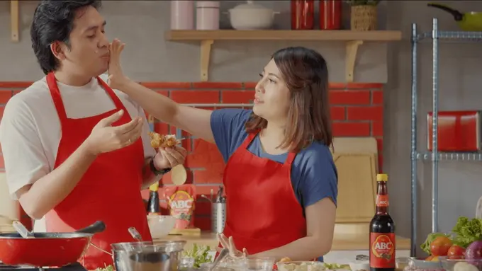 Kecap ABC buat Kampanye #SuamiIstriMasak, Dukung Kolaborasi Suami Istri di Dapur