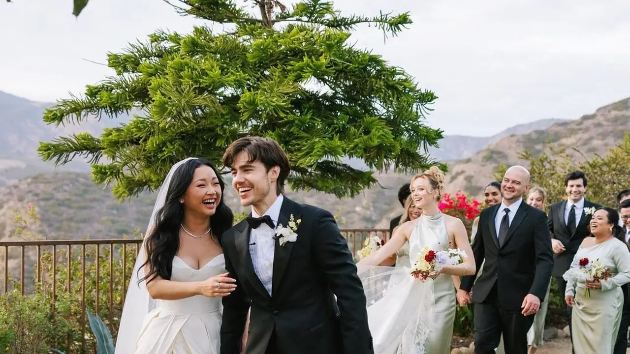Potret Pernikahan Lana Condor dengan Musisi Anthony De La Torre yang Penuh Kenangan Sang Ibu, Mulai dari Dress hingga Wedding Venue