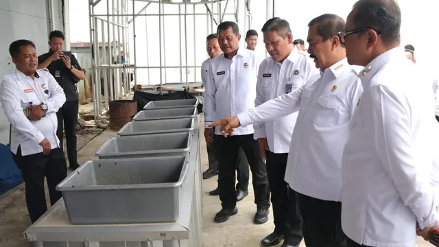Tinjau Lapas Garut, Menteri Imipas Dorong Jejaring & Kemandirian Ekonomi Warga Binaan