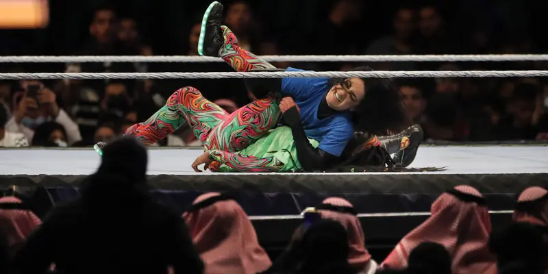 Arab Saudi Gelar Pertandingan WWE di Tengah Wabah COVID-19