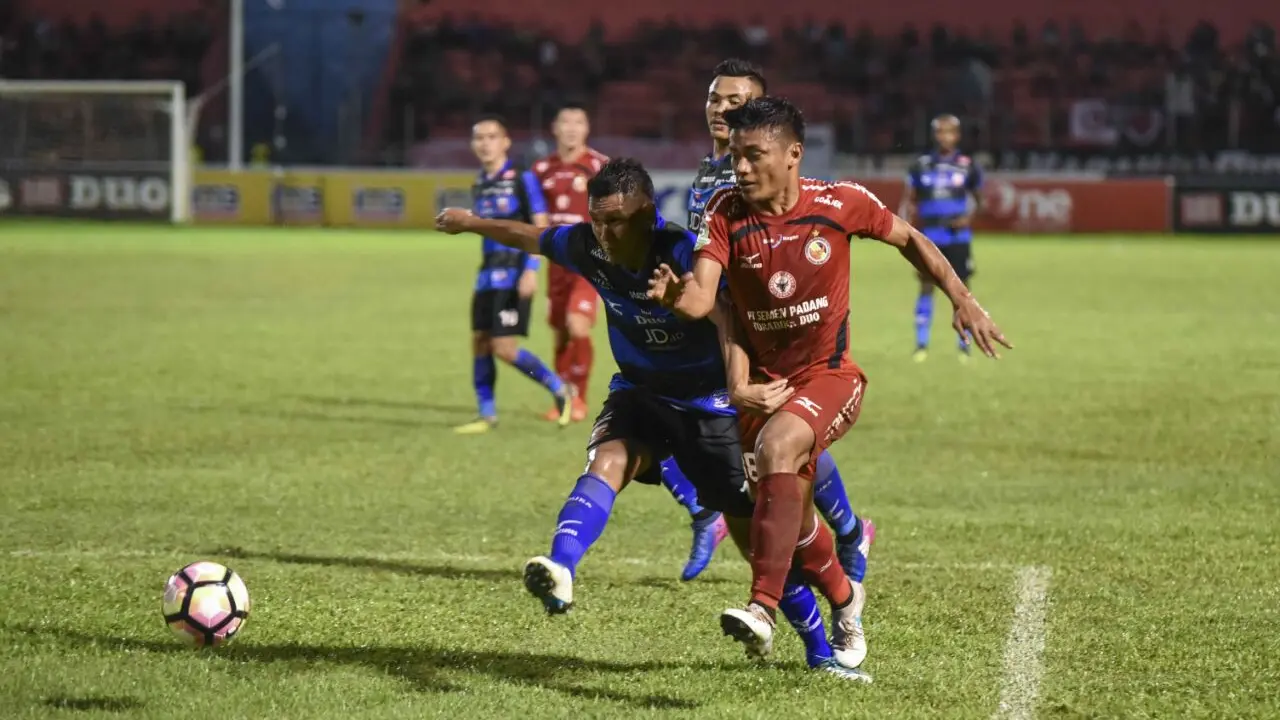 Semen Padang Vs Madura United