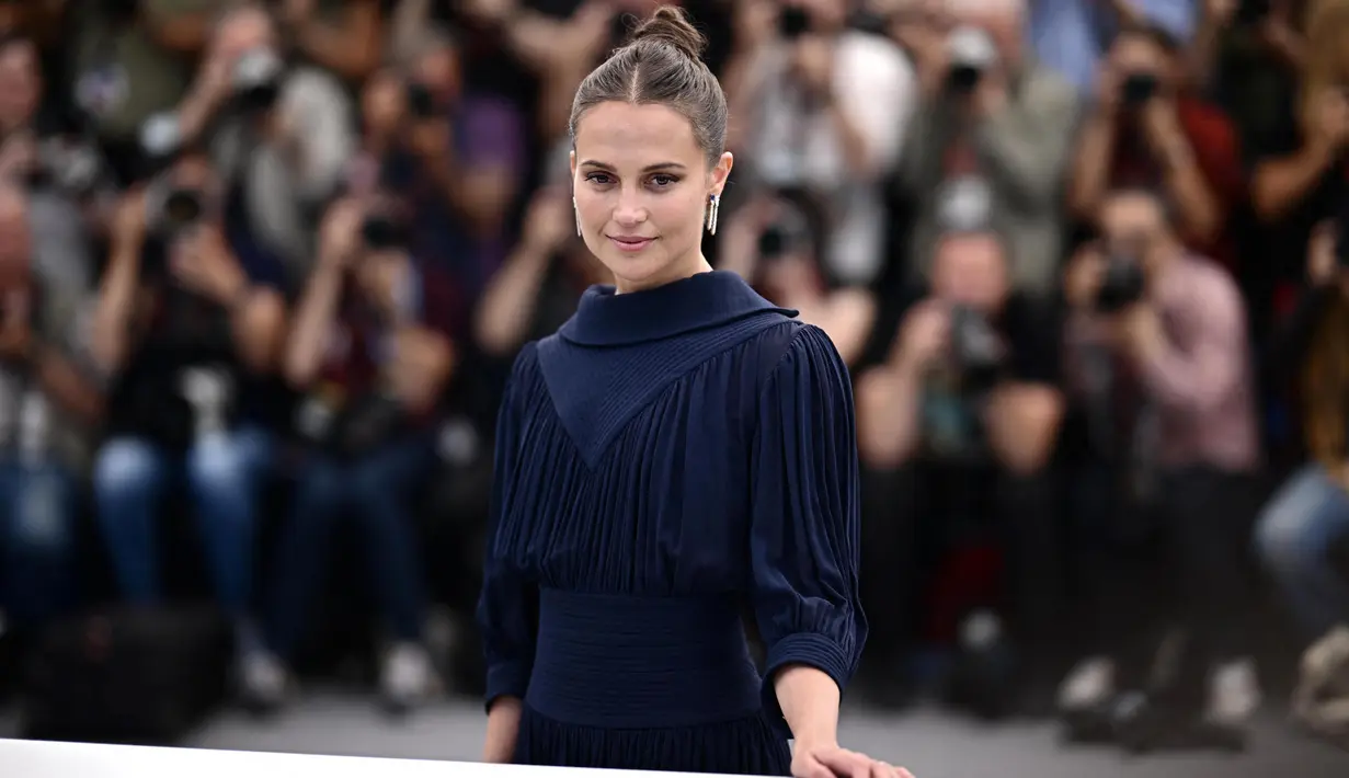 Ia pernah mendapatkan penghargaan Aktris Terbaik Guldbagge Award saat berperan dalam film “Pure”. (LOIC VENANCE/AFP)
