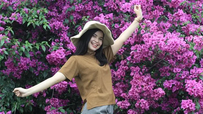 Sudahkah membahagiakan orang lain?/Copyright Unpopulart Bunga Ayu