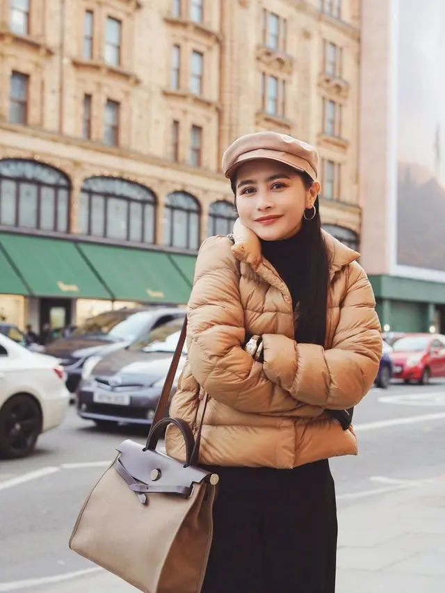 10 Adu Gaya Artis Liburan Akhir Tahun di Negara Musim Dingin, Anya Geraldine, Rachel Vennya, hingga Febby Rastanty