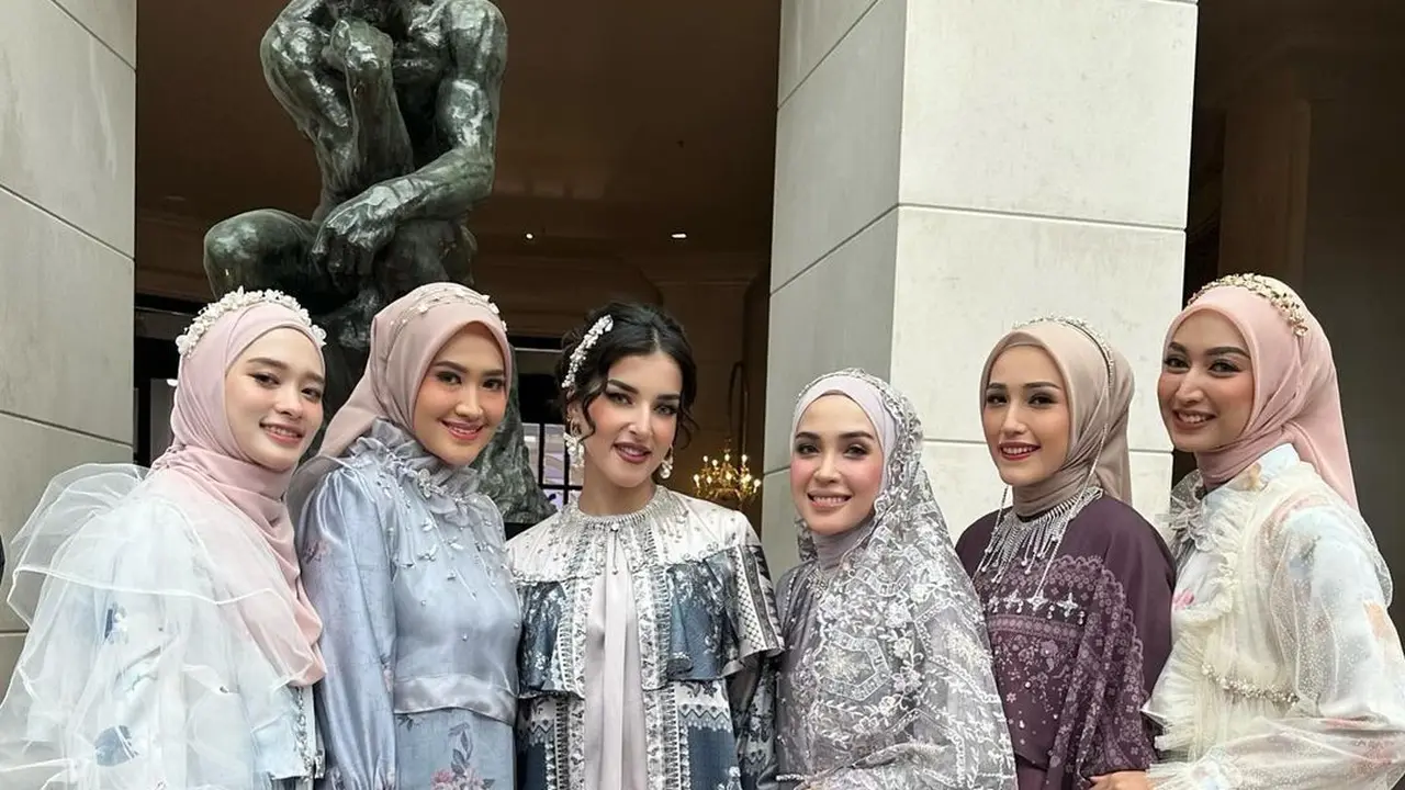 Banjir Pujian Warganet, Begini 8 Potret Inara Rusli Kenakan Outfit Cantik bak  Ibu Peri