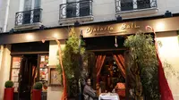 Suasana tampak depan Restoran Djakarta Bali yang terletak di Paris, Prancis, Rabu (4/7/2016). (Bola.com/Vitalis Yogi Trisna)