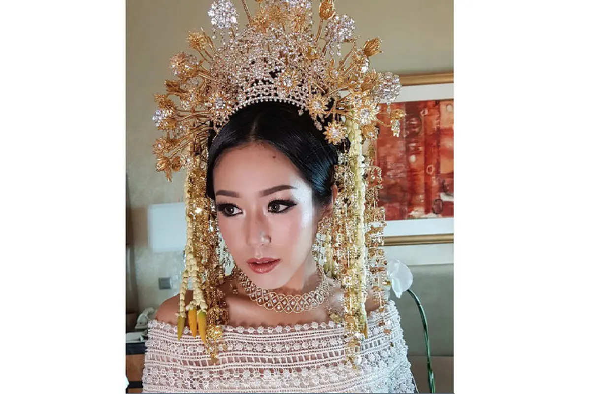 Rosalindynata Gunawan (instagram.com/linguling/sjw)