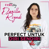 Danilla Riyadi membagikan cerita mengenai perjalanannya di dunia hiburan dan cara ia mencintai diri sendiri. Simak dalam video berikut!