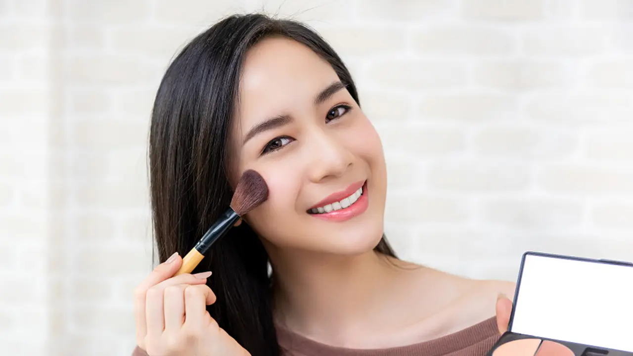 Produk Trending Harbolnas: Brand Highlighter Lokal yang Bikin Penampilan Glowing