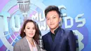 SCTV Music Awards 2018 digelar secara meriah dan diramaikan oleh musisi papan atas. Ajang tahunan yang digelar SCTV ini memberikan penghargaan dalam delapan kategori. (Adrian Putra/Bintang.com)