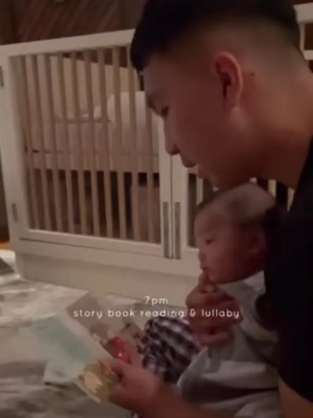 Nikita Willy menjaga rutinitas bersama Baby Izz (Instagram/nikitawillyofficial94)