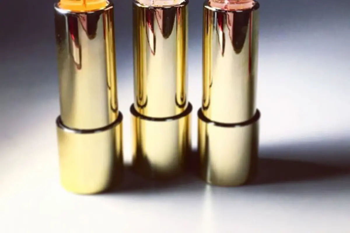 Cantiknya, Lipstik Ini Buat Kamu Terpana dan Pingin Punya!