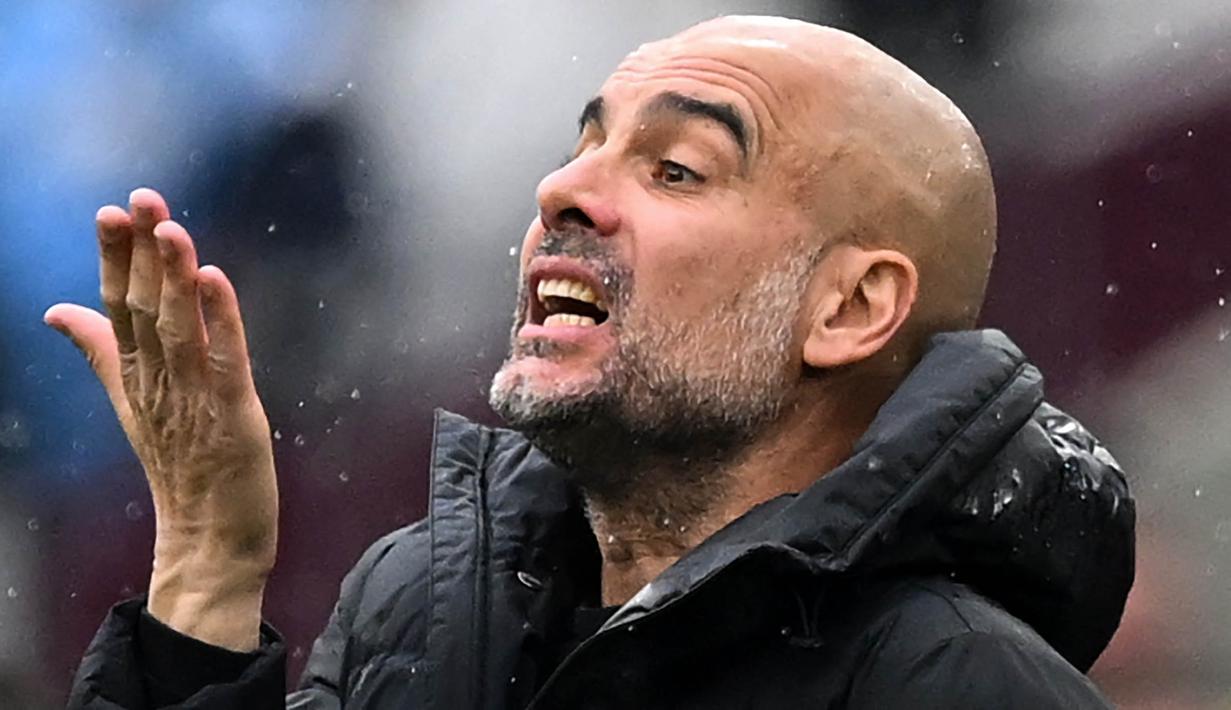 Dengan hasil ini Manchester City sekarang mengemas 90 poin dari 37 laga dan unggul empat angka untuk sementara dari Liverpool di posisi kedua dan belum memainkan laga yang ke-37. (AFP/Justin Tallis)