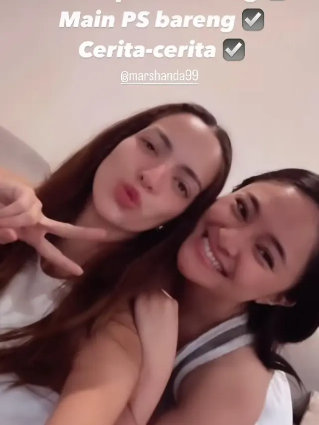 Mikhayla dan Sienna