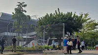 Suasana Gedung VVIP Terminal 3 Bandara Soekarno-Hatta (Soetta) dijaga ketat jelang kepulangan Paus Fransiskus dan rombongan dari Indonesia. Paus Fransiskus akan melanjutkan perjalanan  apostolik ke negara lain. (Liputan6.com/Pramita Tristiawati)