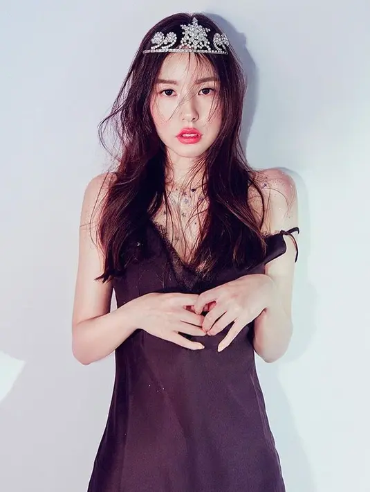 Sepanjang kariernya di dunia hiburan Korea, Min Hyo Rin sudah membintangi 6 film, 5 serial, dan belasan MV. (Foto: instagram.com/hyorin_min)