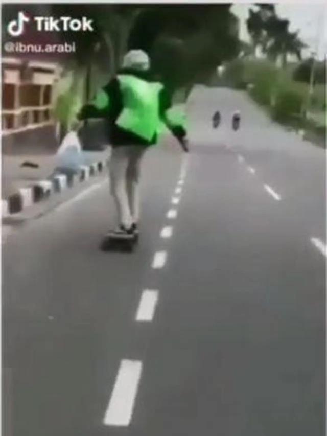 Kumpulan Potret Driver Ojol Gunakan Kendaraan Unik Selain Sepeda Motor (ist)