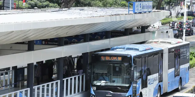 Muncul Usulan Tarif Langganan Transjakarta Rp 200 Ribu per Bulan