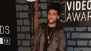 Sumber juga mengatakan, perlawanan Justin kali ini terhadap The Weeknd dengan cara yang manis, yaitu menang dalam melawan The Weeknd di kategori Male Artist of the Year. (AFP/Bintang.com)