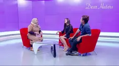 Meski menikah dengan pria kaya, Rey tetap konsisten untuk tetap mencari nafkah sendiri