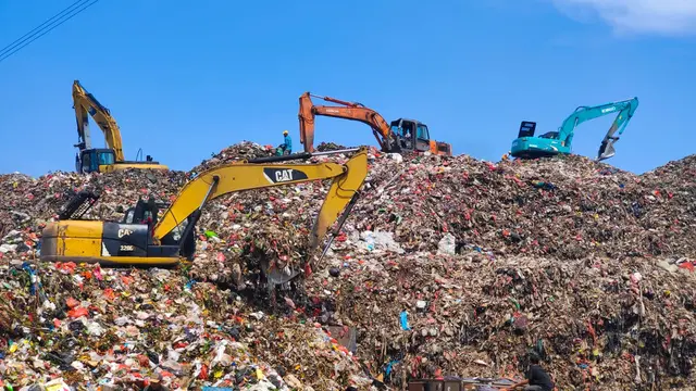 Manuver Sempit Hingga Longsor Sampah TPA Cipayung Jadi Pekerjaan Rumah Pemerintah Kota Depok