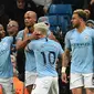 Para pemain Manchester City merayakan gol yang dicetak Vincent Kompany. (AFP/Oli Scarff)