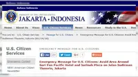 Terkait hal teror bom itu, pihak Kedutaan Amerika Serikat pun mengeluarkan peringatan kepada warganya di Indonesia. Berikut isi pesannya: