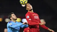 3 Alasan Kenapa Virgil van Dijk Pantas Memenangi Ballon d'Or 2019 dibanding Lionel Messi atau Cristiano Ronaldo