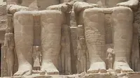 Patung Ramses II (Sumber: Pngtree)