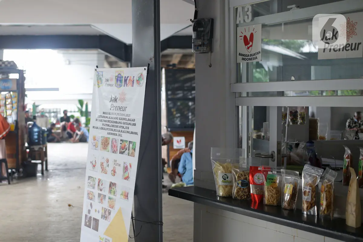 Kios Jakpreneur untuk UMKM di Stasiun Tebet