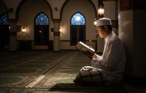 Malam Lailatul Qadar (Sumber: gemini.com)