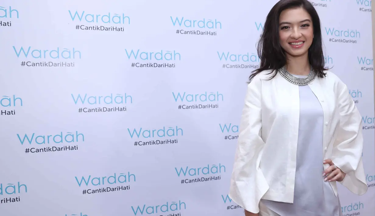 Selama dua minggu Raline Shah dan keluarga akan mengisi libur lebaran kali ini di New York. Beberapa persiapan juga telah dilakukan jelang keberangkatannya. (Nurwahyunan/Bintang.com)