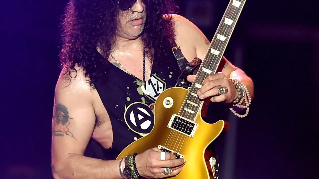 [Bintang] Slash