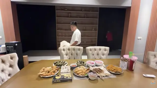 Potret Ruang Makan Rumah Sule