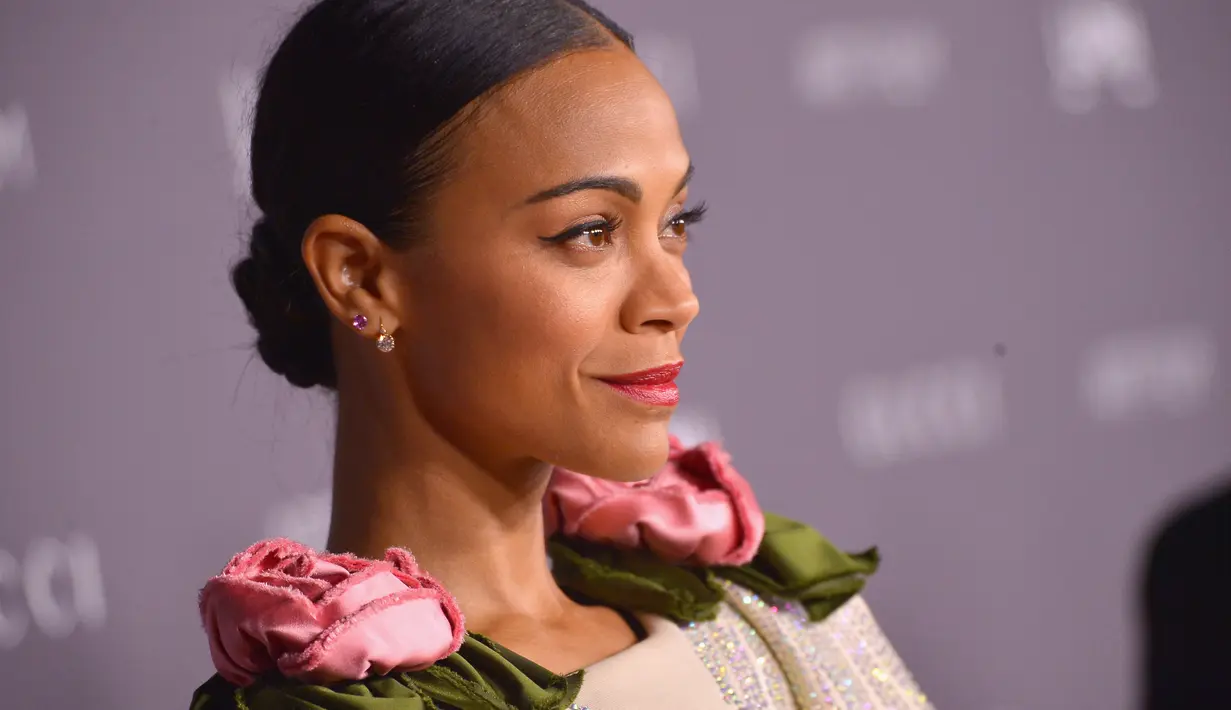 2 tahun setelah melahirkan Cy dan Bowie, Zoe Saldana pun melahirkan Zen tanpa sebelumnya diketahui bahwa dirinya tengah mengandung. (Charley Gallay / GETTY IMAGES NORTH AMERICA / AFP)