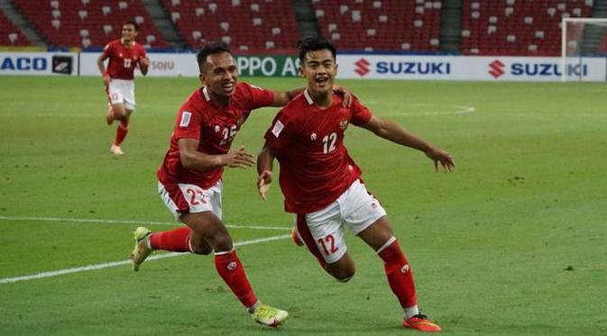 Pratama Arhan Alif Rifai adalah pemain sepak bola profesional Indonesia yang bermain sebagai bek kiri untuk klub Liga 1 PSIS Semarang.