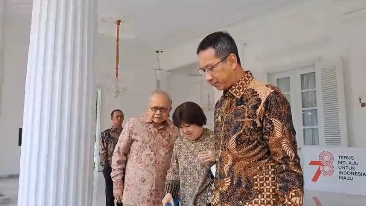 Mantan Gubernur DKI Jakarta Fauzi Bowo atau akrab disapa Foke bertemu Penjabat (Pj) Gubernur DKI Jakarta Heru Budi Hartono di Balai Kota, Kamis (7/9/2023).