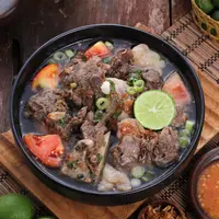 ilustrasi sop daging/Ricky_herawan/Shutterstock