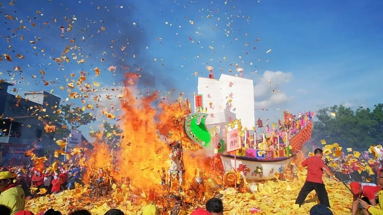 Festival Bakar Tongkang 2019