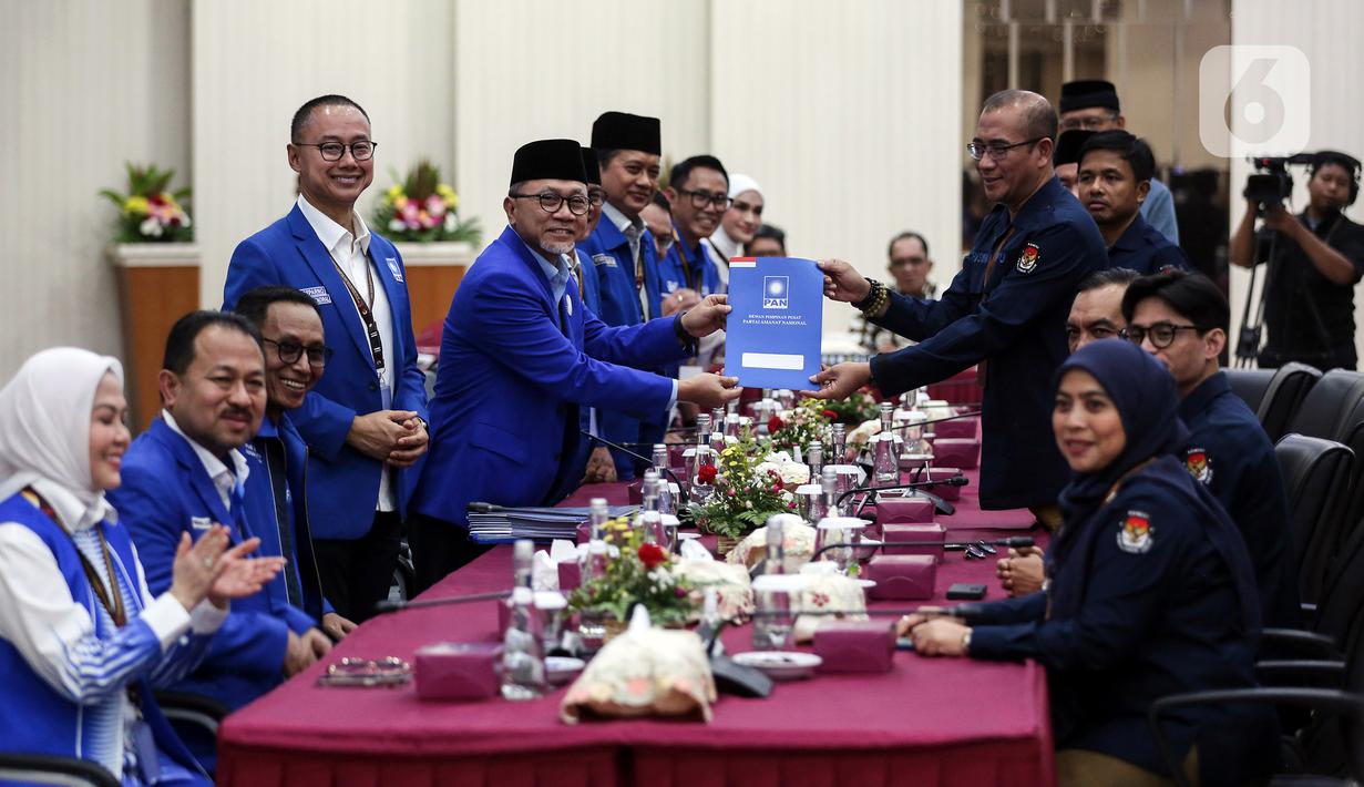 <p>Zulkifli Hasan menyebut partainya telah mendaftakan bakal caleg ke KPU, KPUD Provinsi dan Kabupaten/Kota secara serentak di seluruh Tanah Air. (Liputan6.com/Johan Tallo)</p>