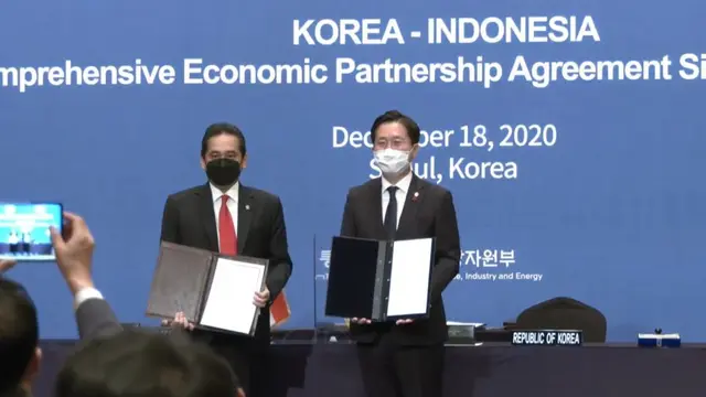 Kemendag melakukan Penandatanganan Perjanjian Kemitraan Ekonomi Komprehensif Indonesia-Korea Selatan (Indonesia-Korea Comprehensive Economic Partnership Agreement/IK-CEPA), di Seoul Korea Selatan, Jumat (18/12/2020).