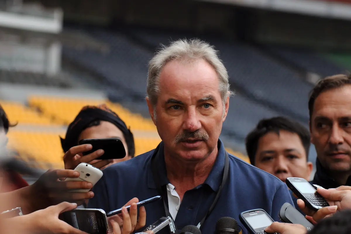 Alfred Riedl