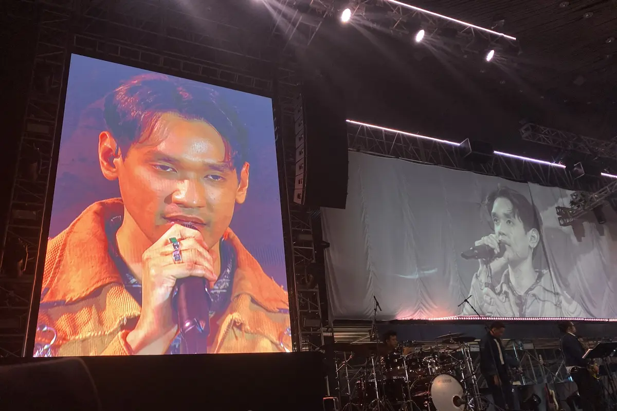 Afgan menghelat konser bertajuk retrospektif: The Concert di Plenary Hall JICC, Jakarta, dengan menggandeng promotor Seven Star Production, Sabtu (18/7/2026). (Liputan6.com/Nola Vemiliana)
