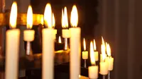 Jurus Ampuh Hilangkan Noda Lilin di Perabotan