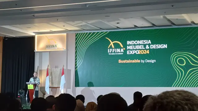 Ketua Umum Asmindo Dedy Rochimat saat pembukaan IFFINA 2024 di ICE BSD, Kabupaten Tangerang, Banten, Sabtu (14/9/2024). (Foto: Liputan6.com/Maulandy R)