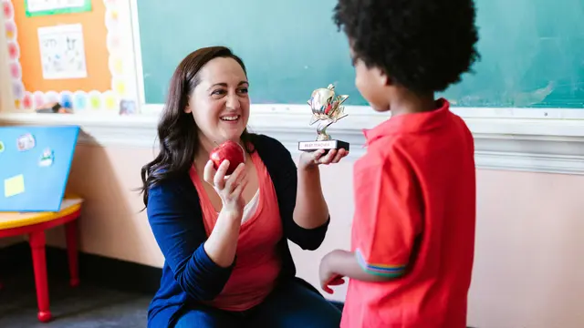 Dampak Pujian Berlebihan Terhadap Mental Anak (photo by pexels.com)