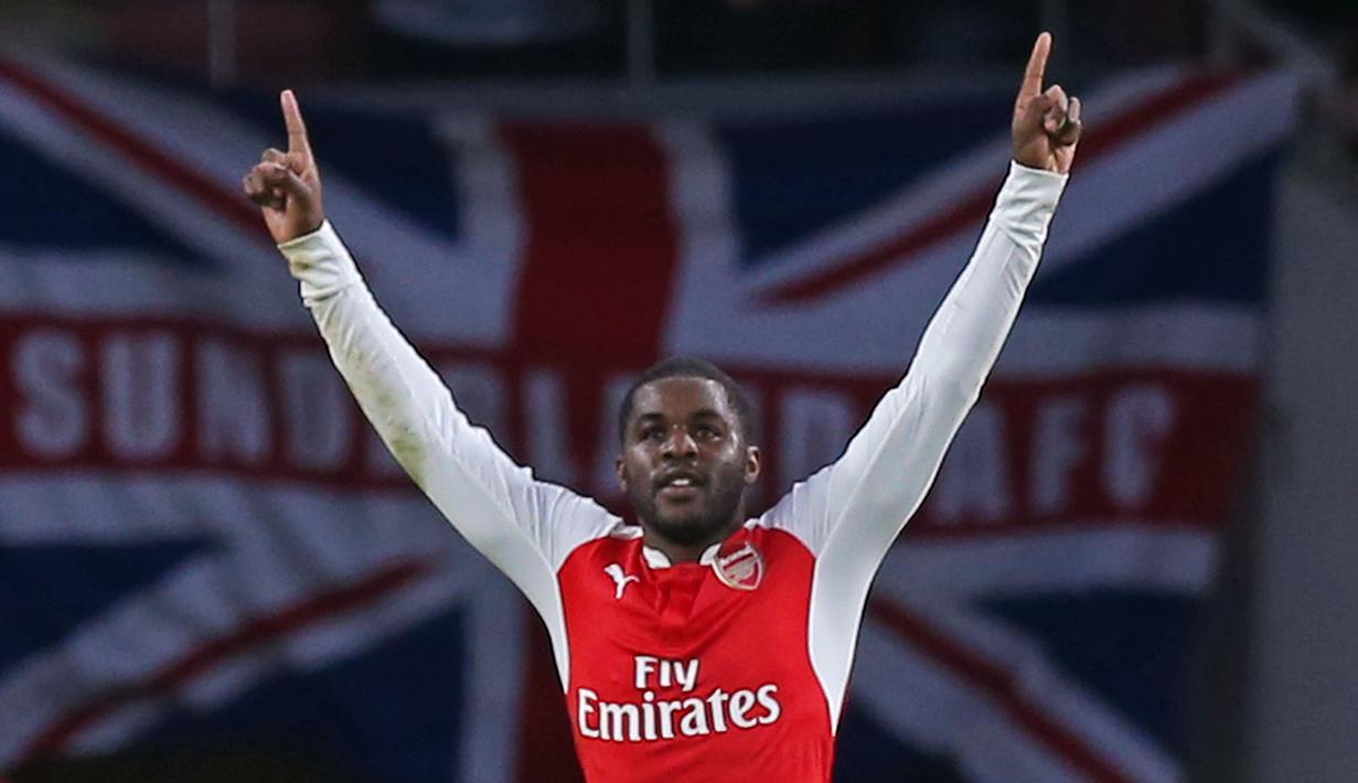 Pemain Arsenal, Joel Campbell merayakan golnuya ke gawang Sunderland pada lanjutan Liga  Premier Inggris di Stadion Emirates, London, Sabtu (5/12/2015).  (Reuters/Alex Morton)