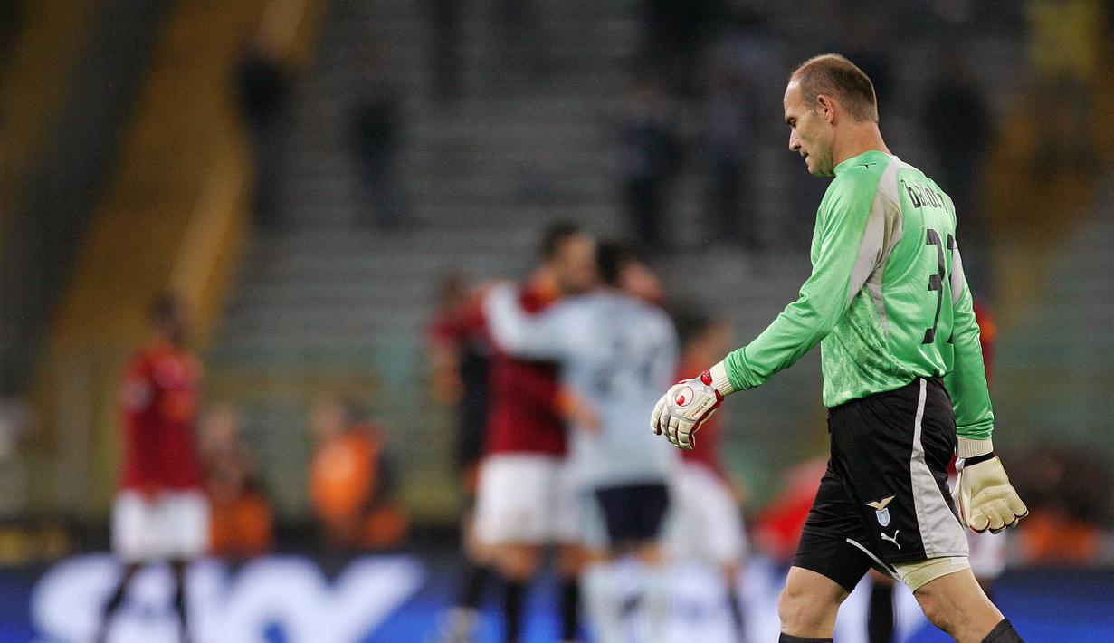 Ia menutup karir Serie A-nya dengan cukup elegan. Ia mencatatkan rekor pemain tertua Serie A, mengalahkan rekor Dino Zoff sebelumnya, dan pemain tertua di Liga Champions. (Foto: AFP/Filippo Monteforte)