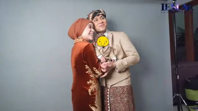 6 Pemotretan Lesty Kejora dan Rizky Billar Bareng Baby Leslar, Penuh Kebahagiaan